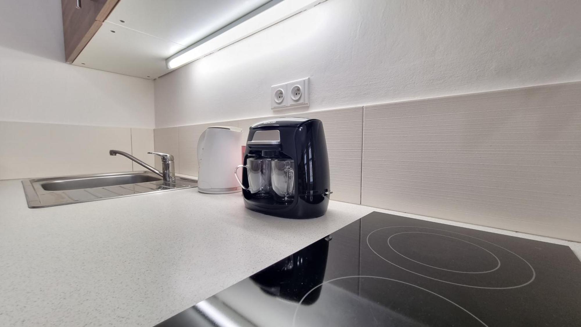 Finnem Rentals Tyrsova Prague Luaran gambar