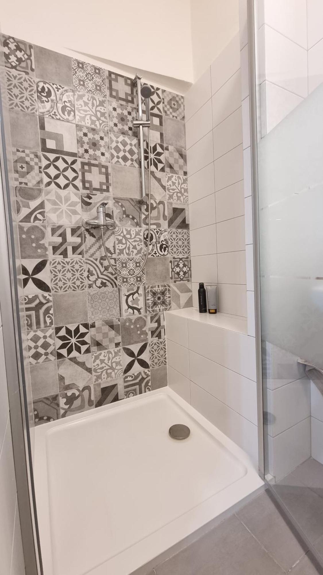 Finnem Rentals Tyrsova Prague Luaran gambar