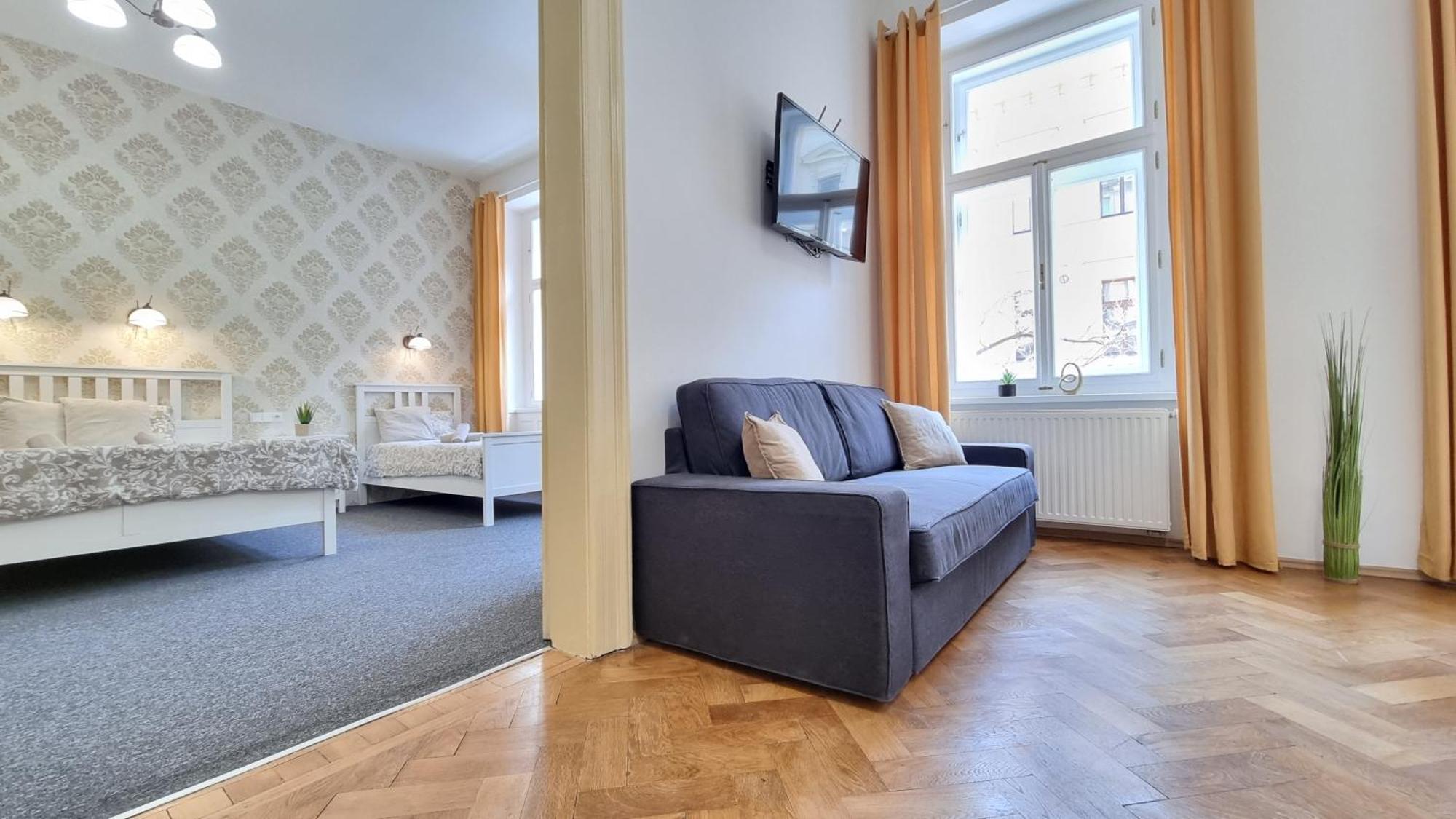 Finnem Rentals Tyrsova Prague Luaran gambar